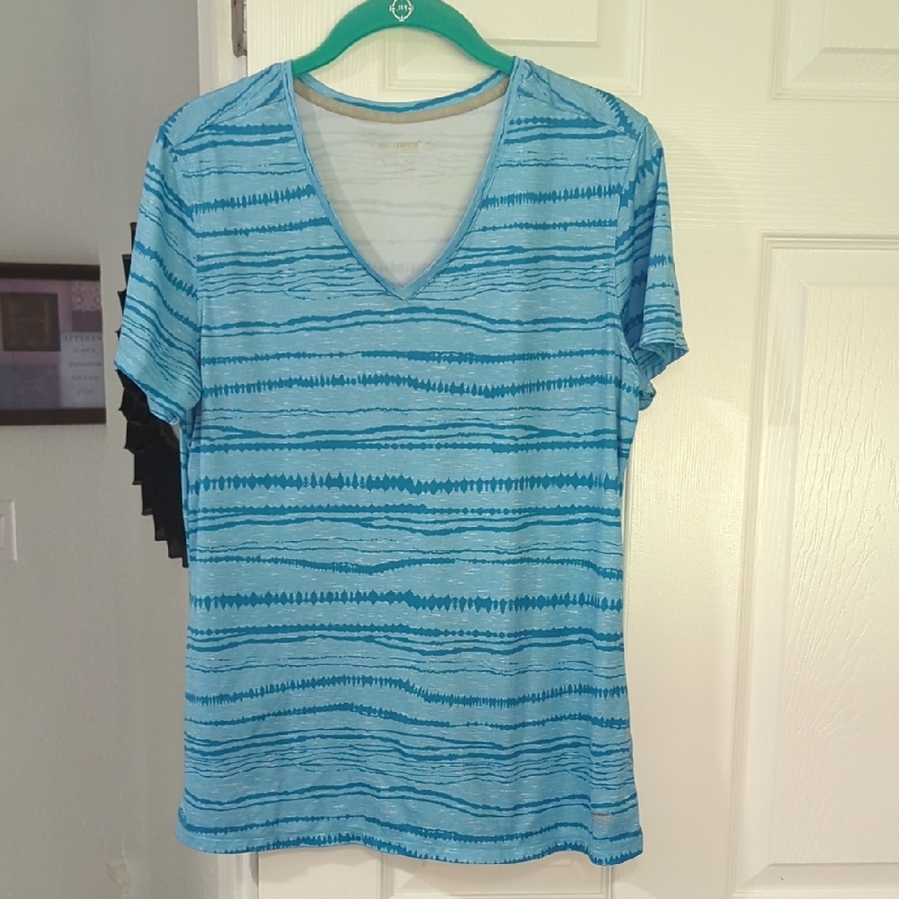 Reel Legends Blue Striped V-Neck Women's Large Performance Top